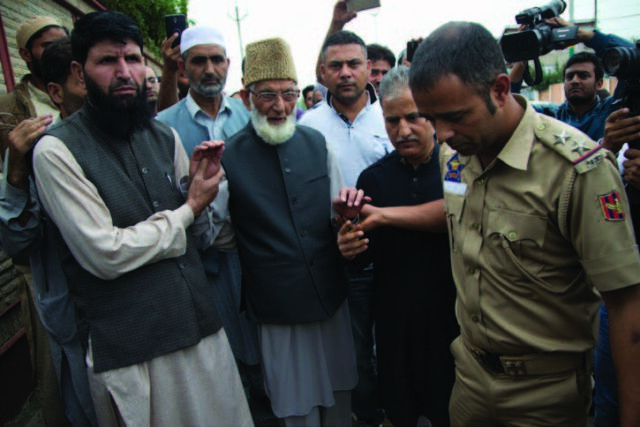 Resistance leader’s death deepens Kashmir strife