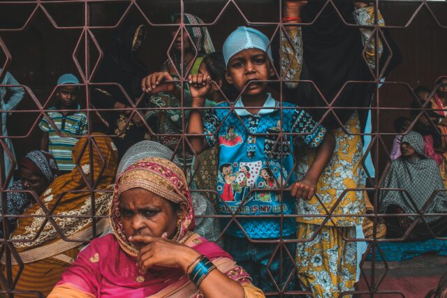 Poverty and violence push 378,000 Central Americans North each year