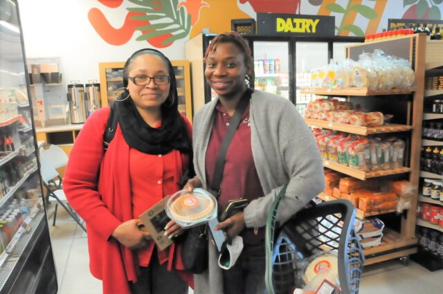 Fresh food, a fresh start in Englewood