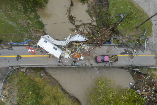 America reeling from heat, fires and the aftermath of intense thunderstorms