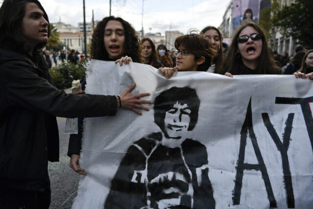 Greece: Protests over teenager’s shooting in police chase