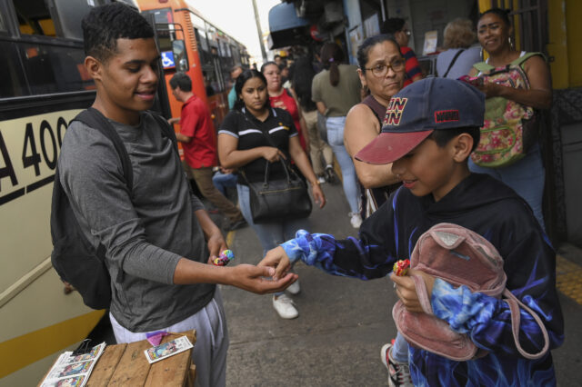 Costa Rica tightens overwhelmed asylum system