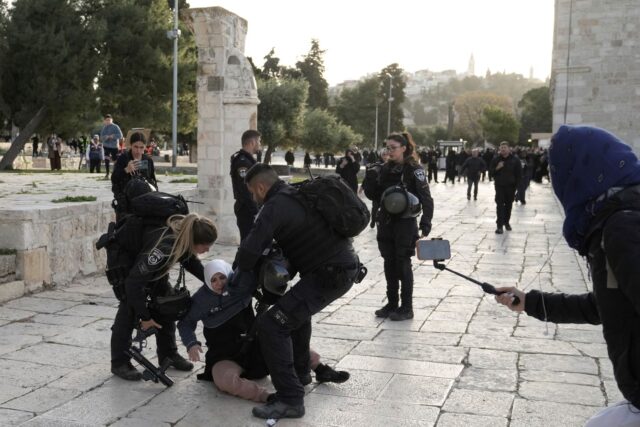 Arab League holds emergency meeting, condemns Israeli aggression on al-Aqsa