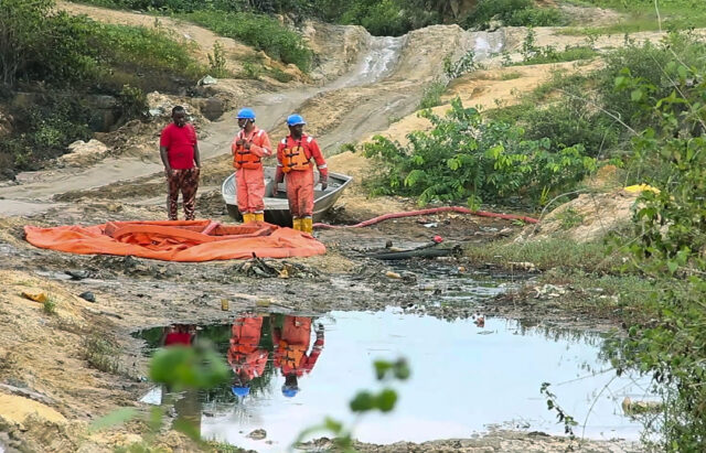 Oil spill from Shell pipeline impacts farms and a river in a long-polluted part of Nigeria