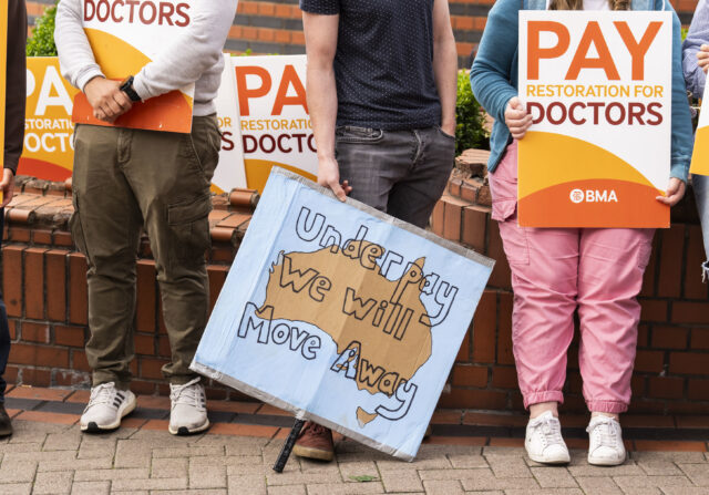 England’s senior doctors plan new strike in pay dispute with government