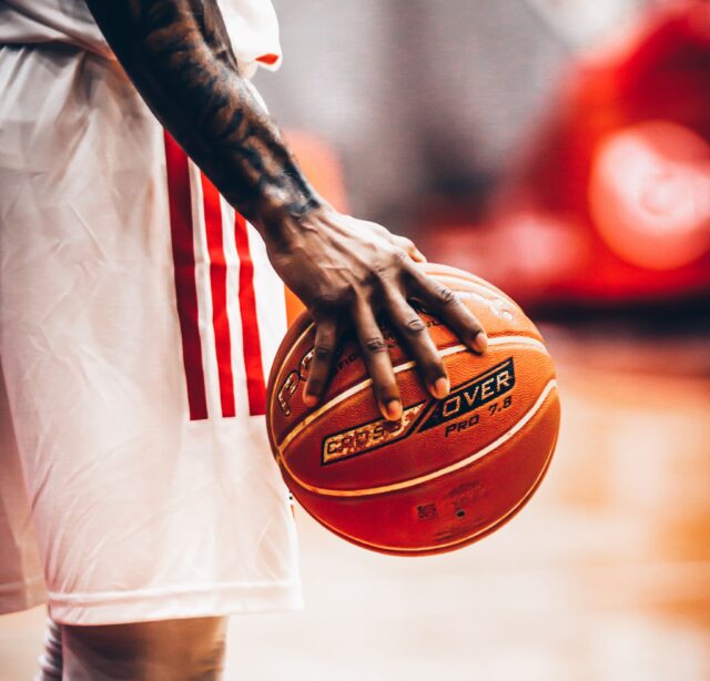 Heart Attacks in People Under Age 50 Were on the Rise Before COVID, But Not in Athletes —Until the Vaccines Rolled Out