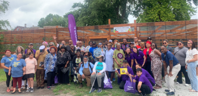 Organic community garden aims to bring eating to live to South Side