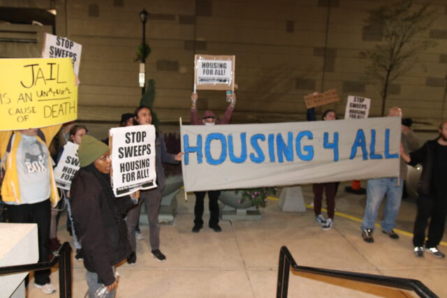 St. Louis mayor under fire for decisions on the city’s unhoused and local jails
