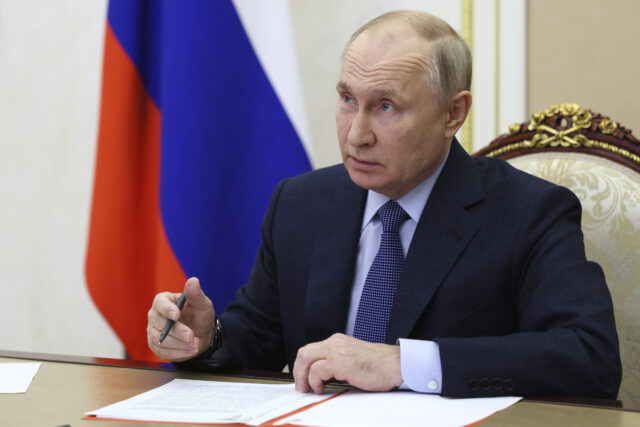 Russia lowers nuclear weapons threshold after U.S. allows Ukraine to use missiles