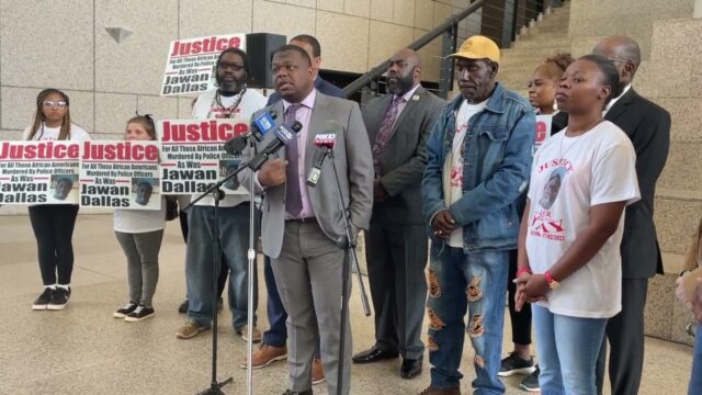Family of man who died after police used a stun gun on him file lawsuit against Alabama city