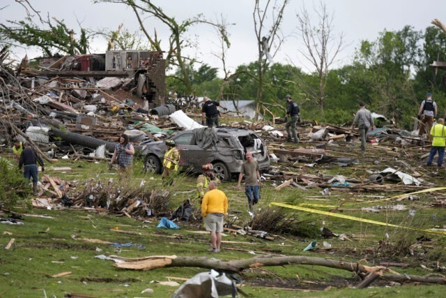 Tornadoes rip through Midwest and forecasts project an active hurricane season