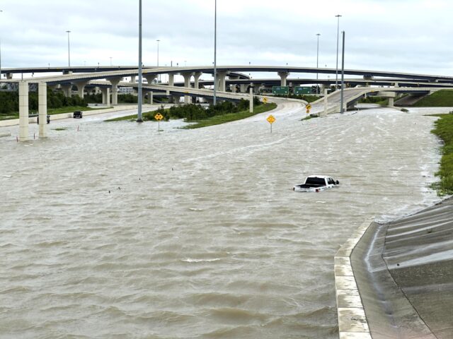 Hurricane Beryl and extreme heat leave the country in distress