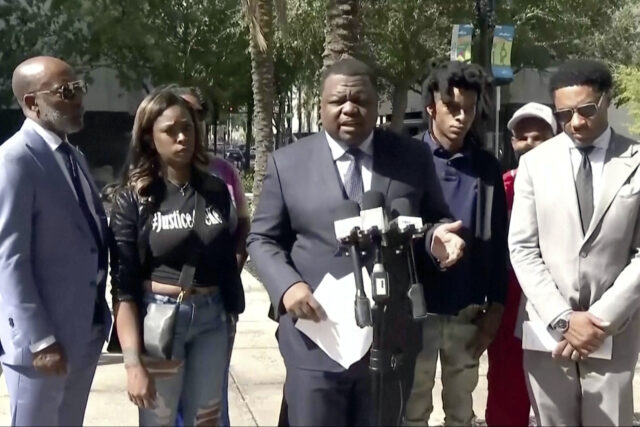 Man sues Florida officers who severely beat him after foot chase