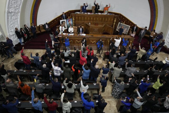 Venezuela passes a law targeting those who support sanctions