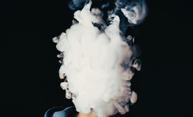 Vaping drives toxic metals into lungs within days