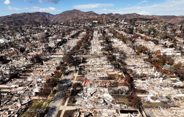 The ash left behind by the Los Angeles wildfires might be toxic, experts warn