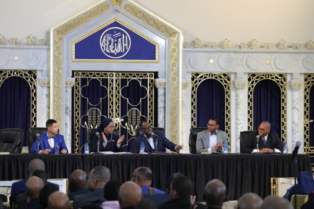 ‘A Saviour is Born’ Opening plenary electrifies, sets tone for Saviours’ Day weekend