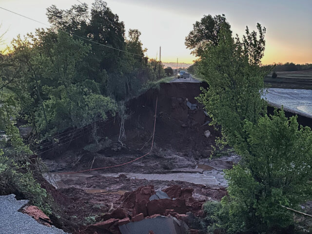 South Central U.S. faces major flooding, winds and softball-sized hail