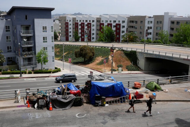 Advocates weigh impact of federal policies on homelessness