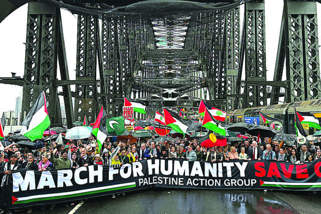 Tens of thousands march across Australia in support of Palestinians
