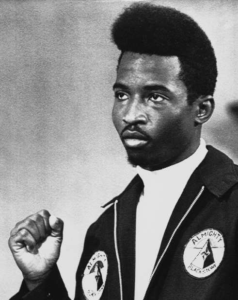 Advocates for incarcerated former street organizer Jeff Fort fight for medical transfer A person with a fist raised AI-generated content may be incorrect.