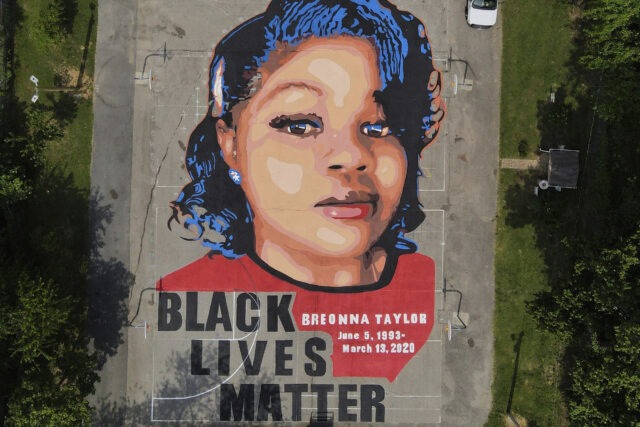 Breonna Taylor’s family, attorneys, continue to demand accountability as judge dismisses charges against ex-officers in case