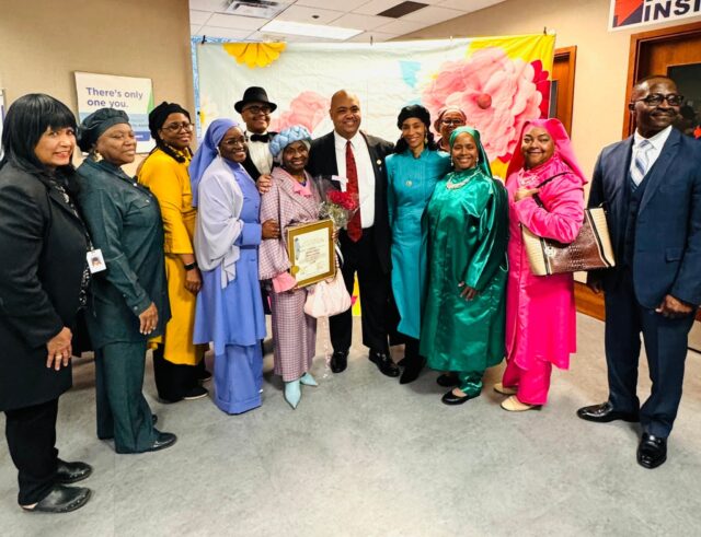 Sister Athenia Muhammad honored as a “Mother of the Year” in Detroit