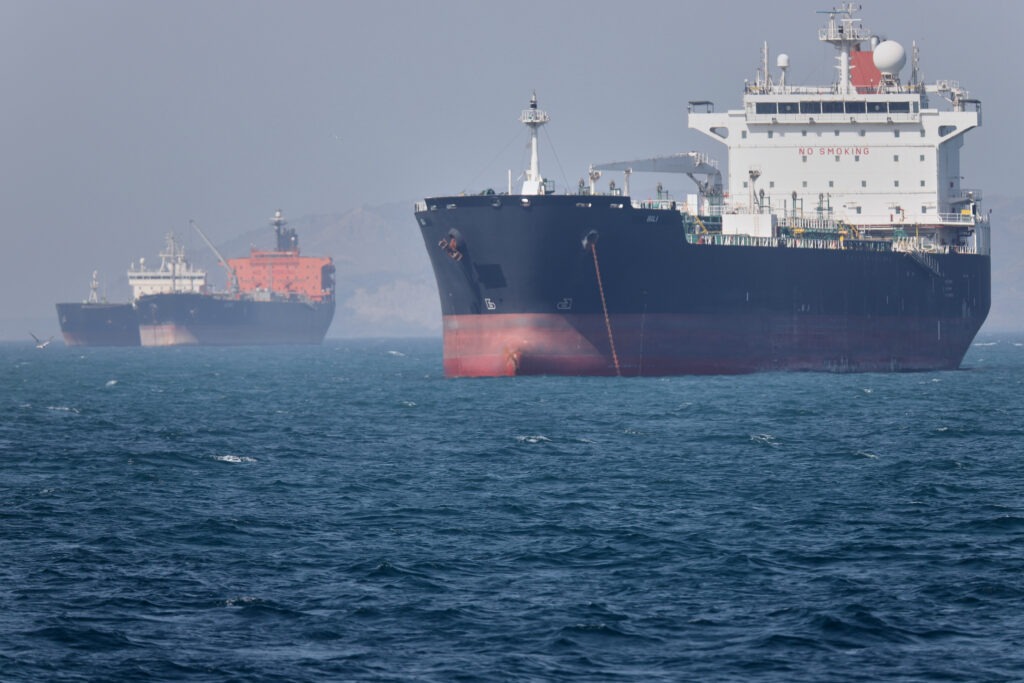 Fragile diplomacy, dual blockades again push U.S. war against Iran further to the edge as military strikes continue
