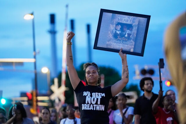 Fatal police-involved shooting of a Black father in Wisconsin sparks protests